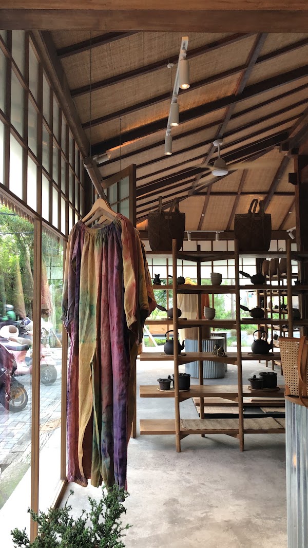 Myrah Peñaloza Shop & Tea Sanctuary