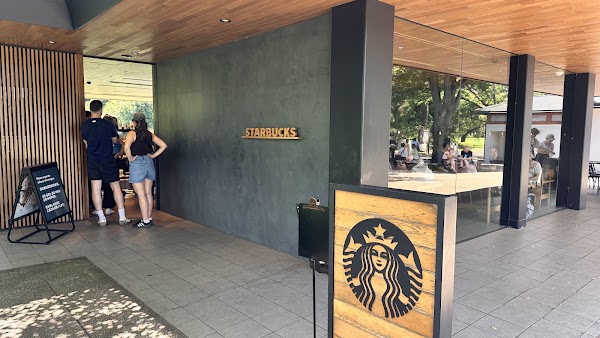 Starbucks Coffee - Shinjuku Gyoen National Garden 2