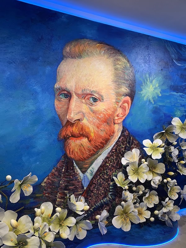Triển lãm Van Gogh & Những Bậc Thầy Trường Phái Ấn Tượng - Van Gogh & Impressionist Masters Art Lighting Experiences