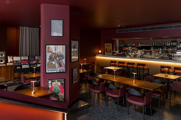 Common Cuts | Dining and Bar
