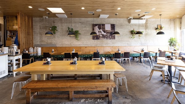 Pine and Crane Silverlake 1