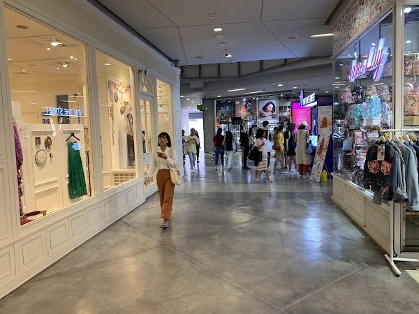 Siam Square One 3
