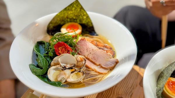 Eel Sushi Bar 5