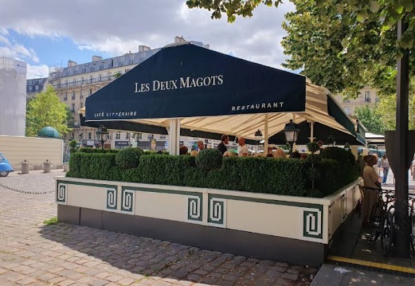 Les Deux Magots 3