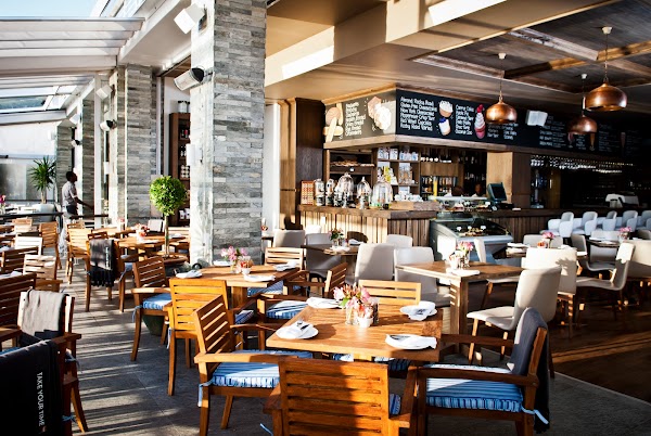 la Belle Camps Bay by Kove Collection