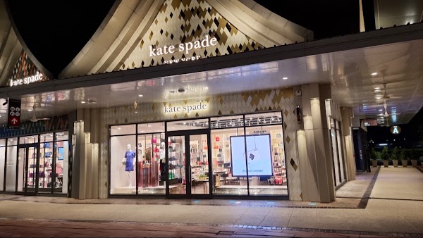 kate spade Central Village Outlet