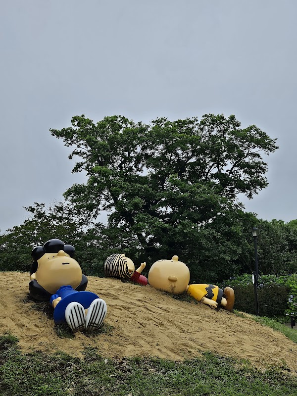 Snoopy Garden 4