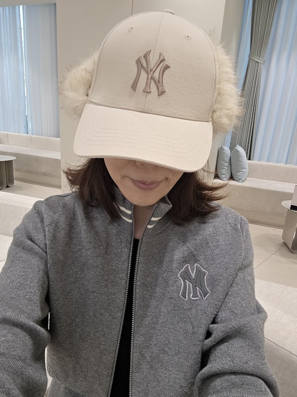 MLB 2