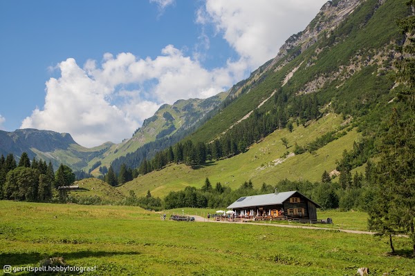 Schwarze Hütte 4