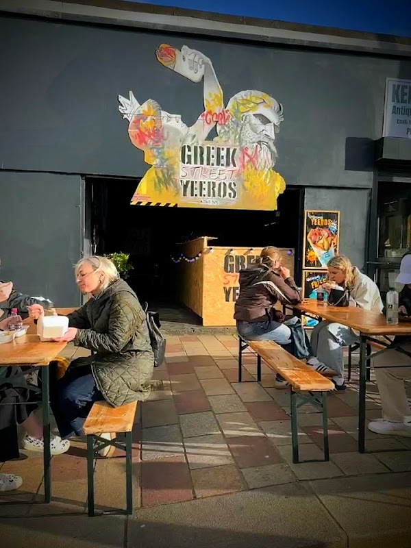 Greek Street Yeeros