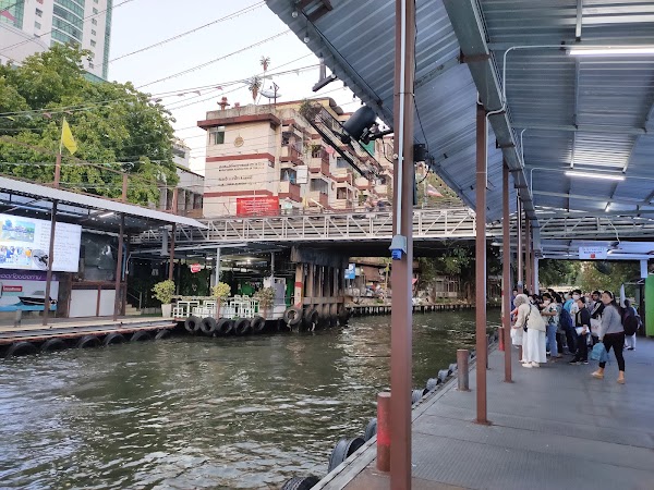 Panfa Leelard Pier