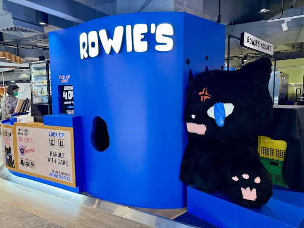 Rowie's Coffee at Central Ladprao 4