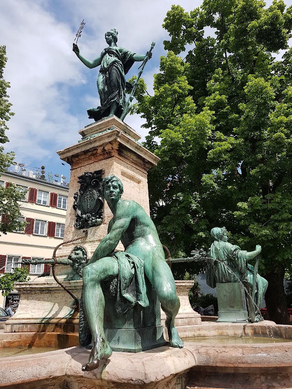 Reichsplatz 4