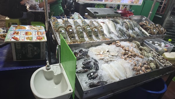T & K Seafood 2