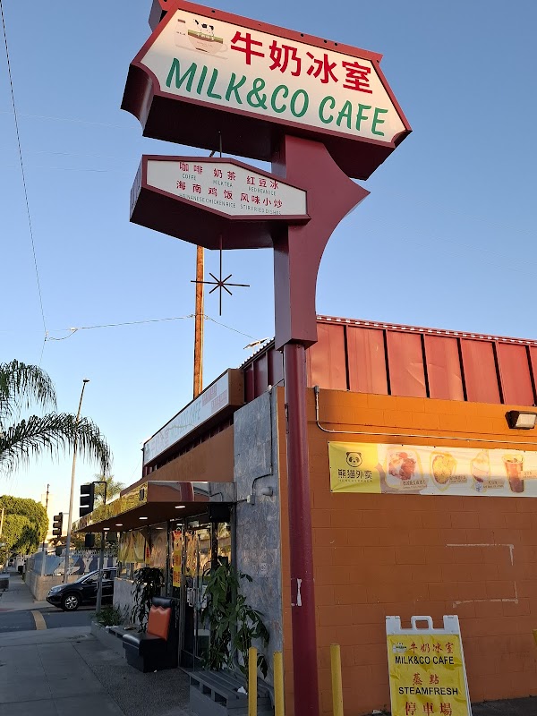 Milk & Co Cafe 牛奶冰室