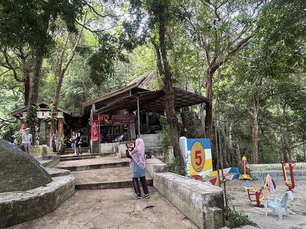 Moongate 5 Penang 5