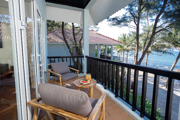 Bounce Beach Resort and Spa 2