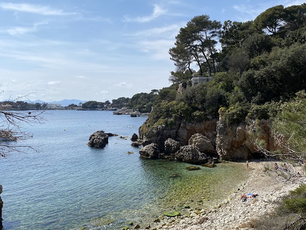 Bay of Antibes Billionaires 3