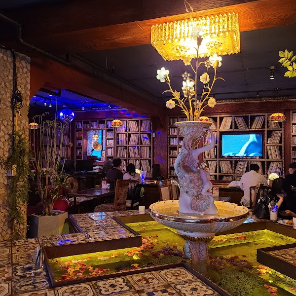 Sunset Record Bar