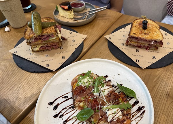 BARTELS Sonatus - Sourdough Sandwiches, Coffee & Juicery 2