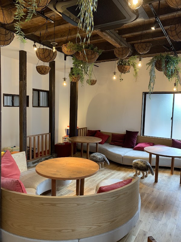 MamaPlus Cafe