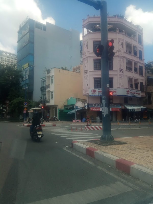 Đường Vĩnh Khánh 1