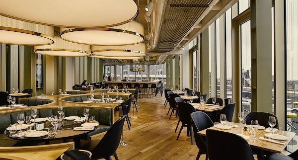 MR PORTER Steakhouse, Bar & Lounge