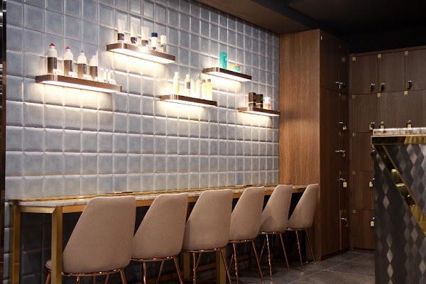 CHOP헤어 강남직영점 CHOPHAIR Gangnam Branch 江南店 3
