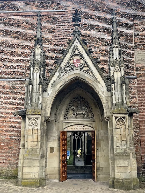 Pandhof van de Dom 3