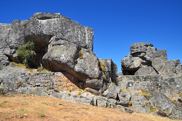 Castle of Monsanto 1