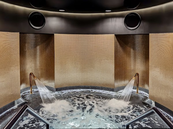 AWAY Spa