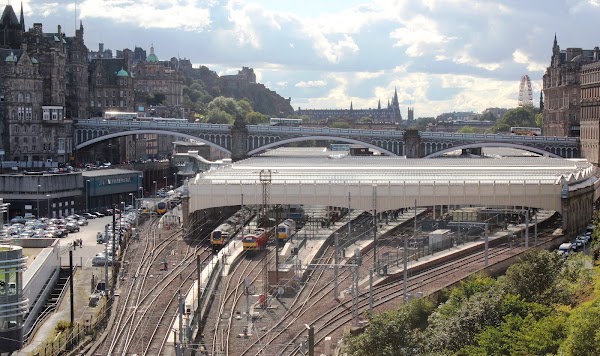 Edinburgh Waverley 5