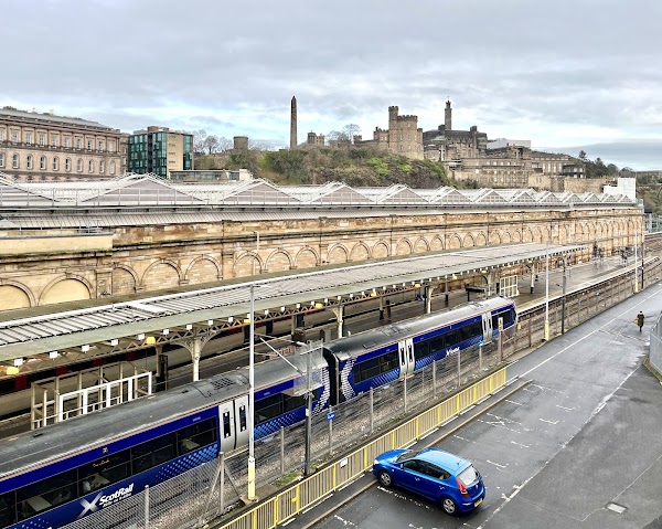 Edinburgh Waverley 4