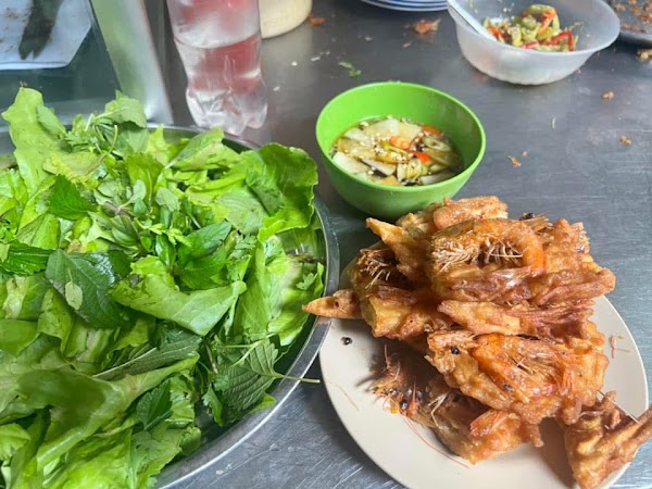 Hanoi Specialty Shrimp Cake 4