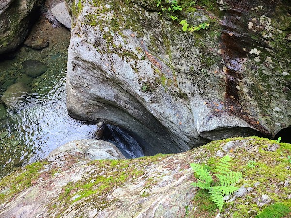 Bingham Falls 4