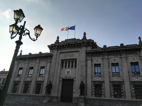 Piazza Dante Alighieri