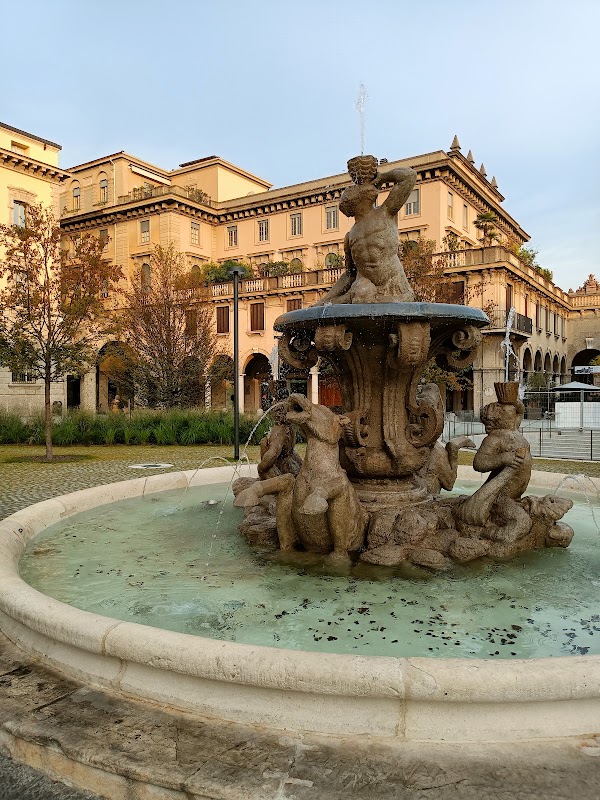 Piazza Dante Alighieri 5