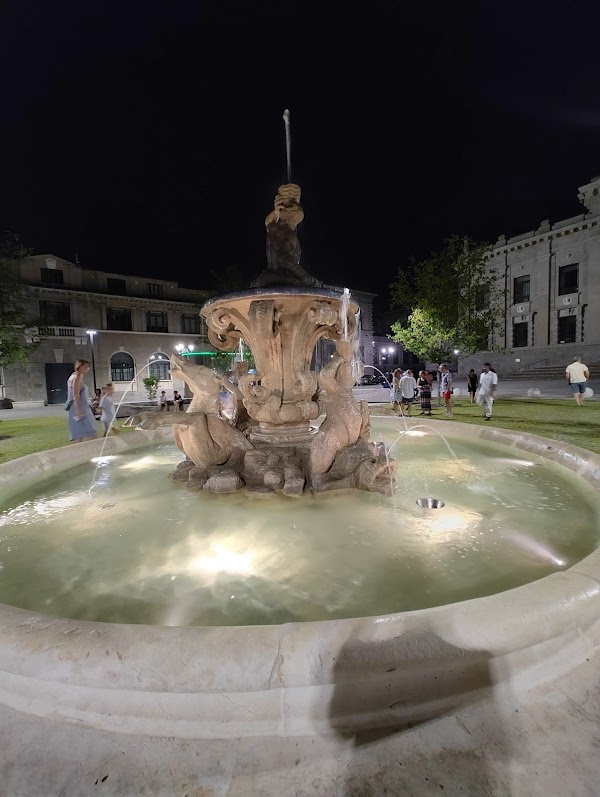Piazza Dante Alighieri 3