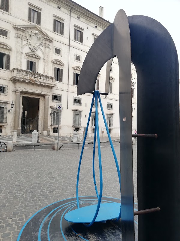 Piazza Borghese 1
