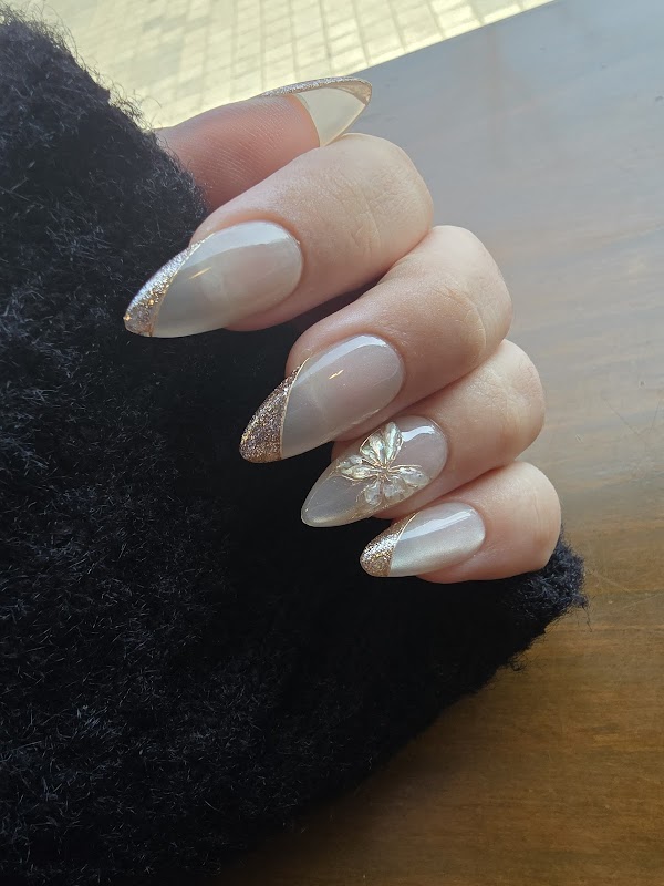 Emily’s Nail 3