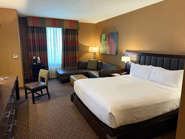 Golden Nugget Las Vegas Hotel & Casino 5