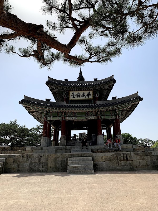 팔달산