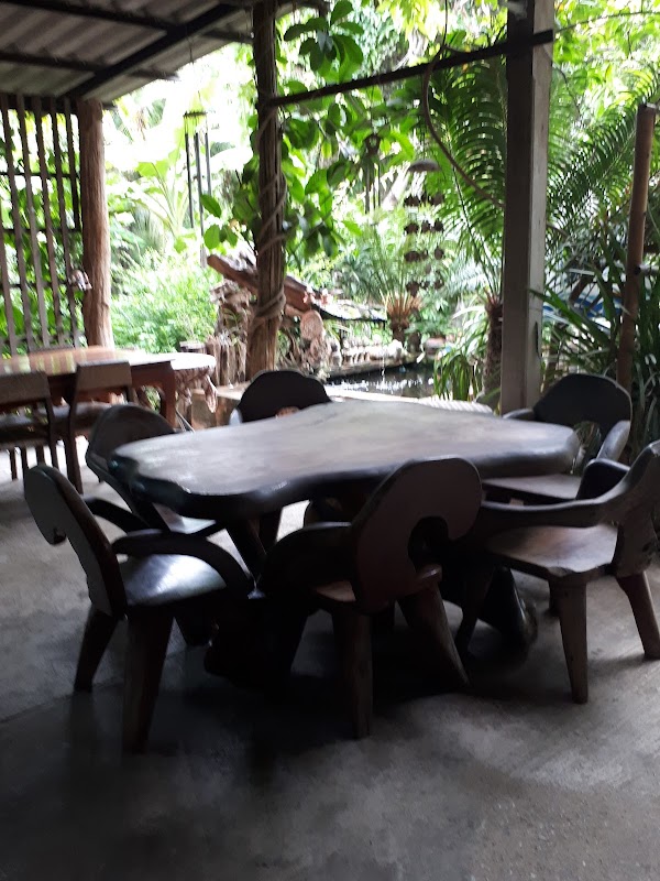 Khun Tum Bistro