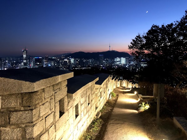 Seoul City Wall Trail 2
