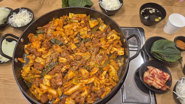 유가네닭갈비 동대문점 4