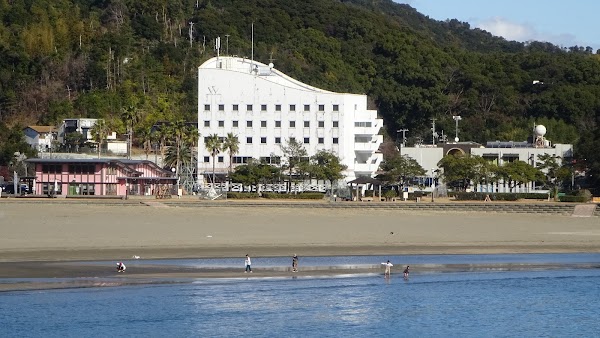 Shirahama Beach 4