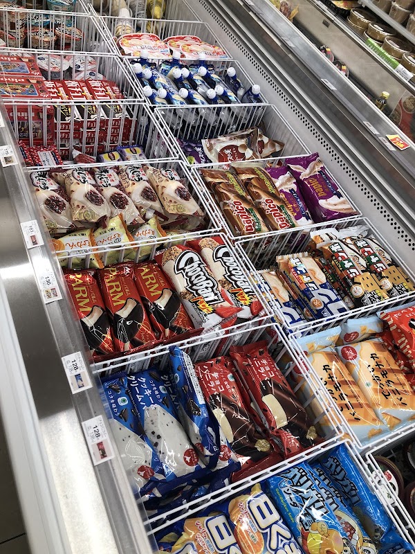 FamilyMart 3