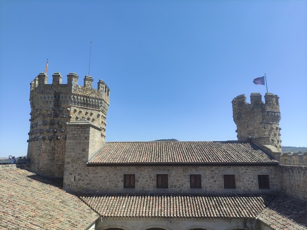 Castle Manzanares el Real 4