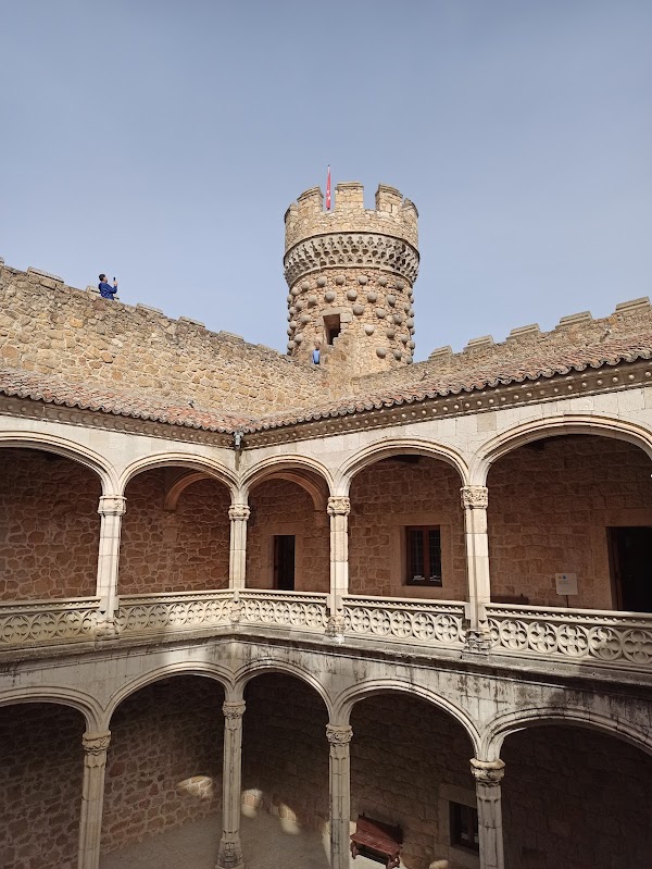 Castle Manzanares el Real 3