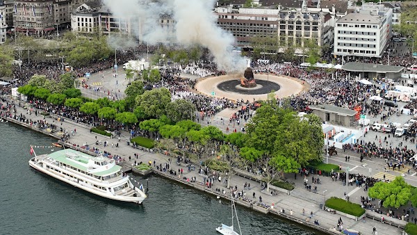Sechseläutenplatz 3